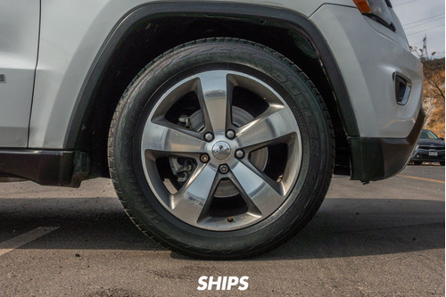Jeep Grand Cherokee 5.7 V8 Limited Lujo 4x2 At