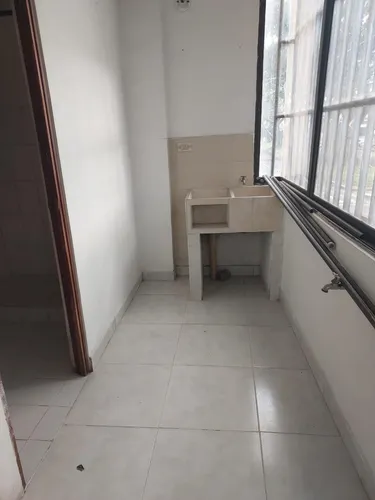 Venta De Casa Con Local En Junin