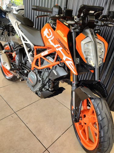 Imagen 11 de 18 de Ktm Duke 390 ( No Kawasaki Z400 Yamaha Mt03) Tomo Permuta