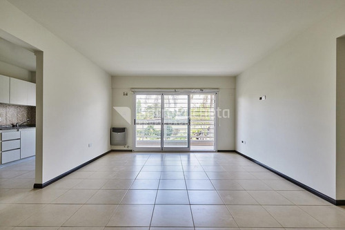Imagen 7 de 30 de Venta Departamento De 3 Ambientes En Suite Con Cochera - Moron Sur - 4ºa