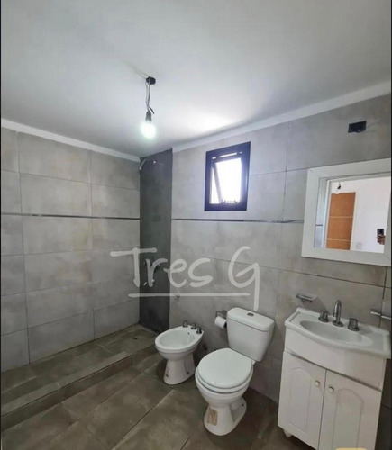 Imagen 10 de 13 de Venta Departamento Semipiso A Estrenar 2 Ambientes Avellaneda Centro C/ Patio Y Parrilla Al Frente