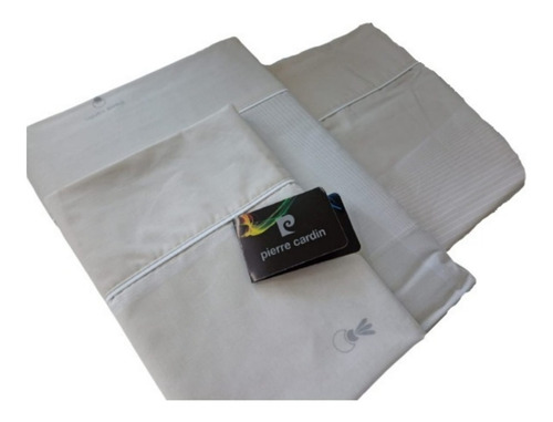 Imagen 4 de 5 de Sabanas Pierre Cardin 2 Plazas Percal 180 Hilos Sommier