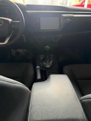 Toyota Hilux 2.8 Std Power Pack Cab. Dupla 4x4 Tdi 4p 177 hp