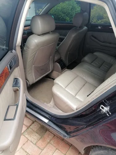 Audi A6 2.8 V6