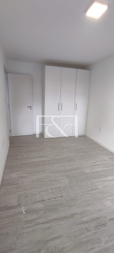 Se Vende Ideal Apartamento En Cordón , Financia Itaú!!!