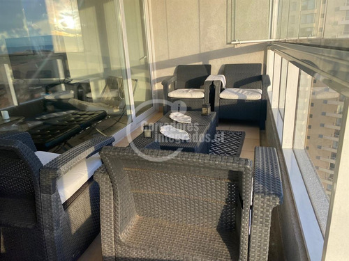 Departamento En Venta De 4 Dorm. En Concón Vista Insuperable
