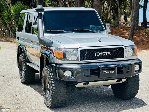 Toyota Serie 76 2023