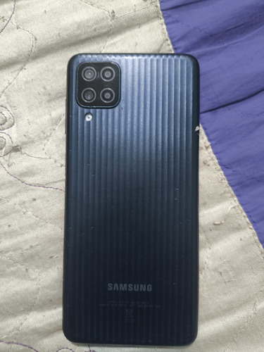 Smartphone Samsung Galaxy M12 Duos 64gb 4gb Ram Cor Azul-escuro - Bom (Recondicionado)