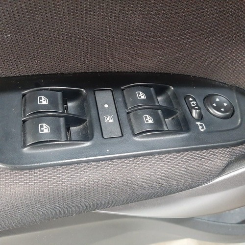 Imagen 12 de 13 de Fiat Fiat Cronos 1.8 Precission 4p