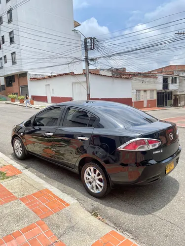Mazda 2 At Sedan 2011