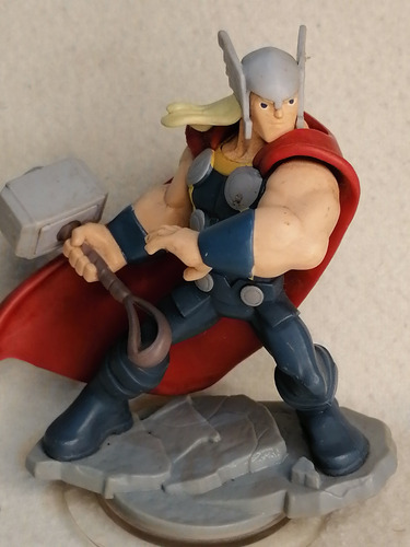 Figura De Colección Thor Los Vengadores Infinity Disney 10cm