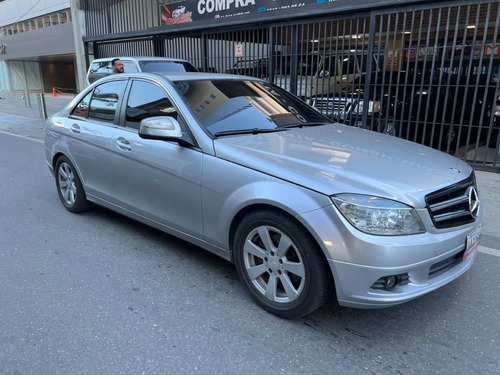 Imagen 8 de 11 de Mercedes Benz C200