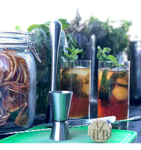 Imagen 5 de 9 de Barra De Tragos / Servicio De Cocteleria / Vb Barras