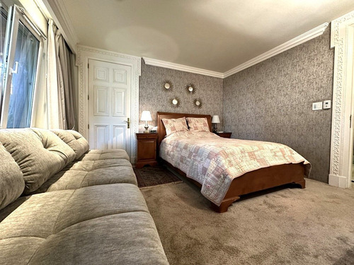 Residencia En Venta En Calle Y Fraccionamiento Cerrado En Lomas Hipódromo