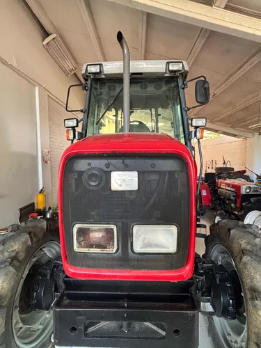 Tractor Massey Ferguson , 1570 Horas De Uso , 100% Original