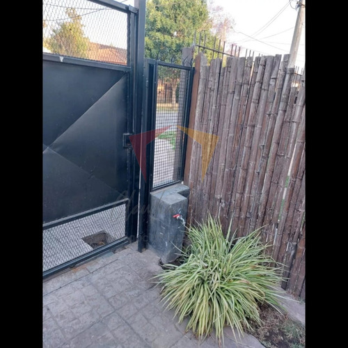 Venta Duplex Dos Dormitorios, Quincho, Parrilla, Jardin, Cochera. Pilar