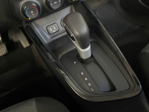 Chevrolet Onix 1.0 LS At