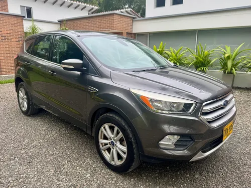 Ford Escape 2.0 Se 240 hp 4x2