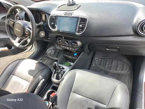 Kia Soluto Emotion
