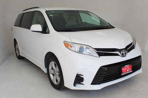 Imagen 7 de 15 de Toyota Sienna 2018 6 Cilindros