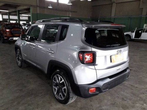 Imagem 6 de 9 de Jeep Renegade 1.8 16v Flex Longitude 4p Automático