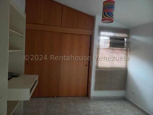 Luisa E. Casa En Venta En Nueva Casarapa Msl #25-5072