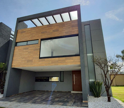 Se Vende Hermosa Casa En Lomas De Angelopolis , Puebla. Vive En La Zona Con Mejor Calidad De Vida De Puebla. 