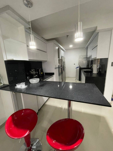 Imagen 14 de 16 de Townhouse En Venta Altos De Aricagua Sector El Rincón, Cod. 11452. Daniela Jimenez 0414.4027874