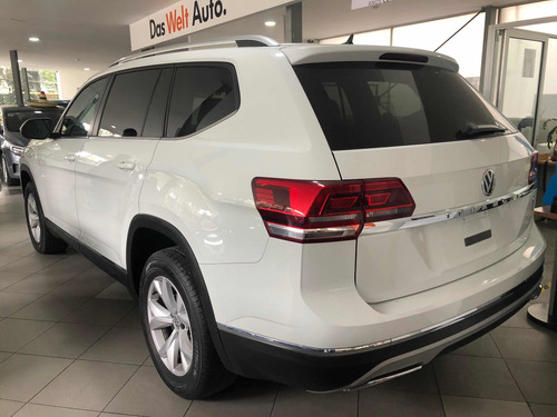 Imagen 3 de 10 de Volkswagen Teramont 2019 3.6 V6 Comfortline Plus