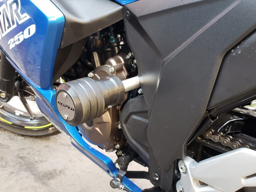 Imagen 3 de 6 de Sliders Defensas Gixxer 250 Sf Gixxer 250sf Zmetales