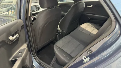 Kia Rio 1.6 Lx Hatchback Mt