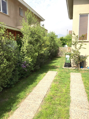 Venta Casa En Condominio 4hab 3ba Colina