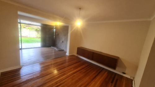 Casa 4 Dormitorios Y 3 Baños