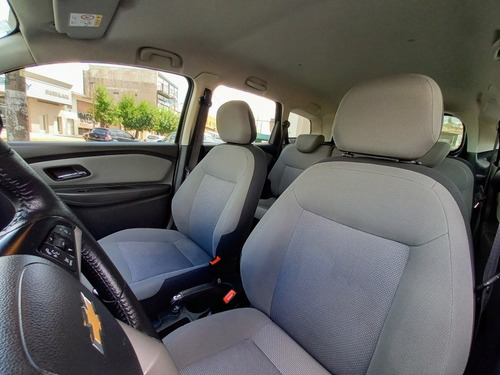 Imagen 15 de 19 de Chevrolet Spin 1.8 Ltz 5as 105cv 2017