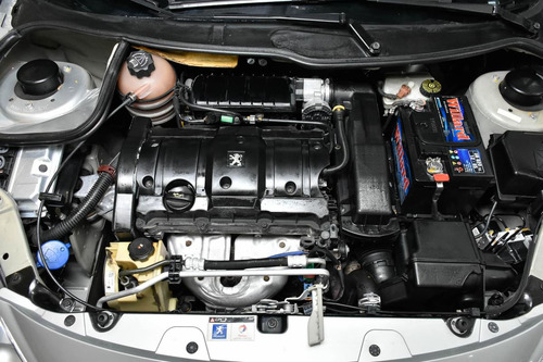 Peugeot 207 1.6 Sedan Xt Premium