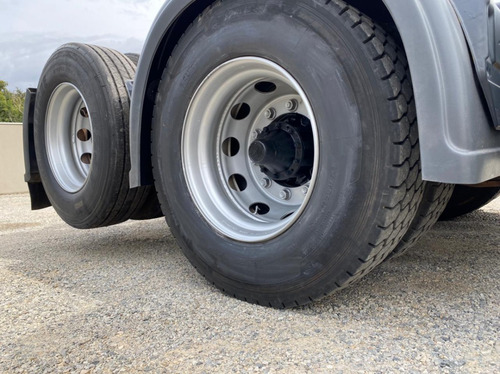 Imagem 13 de 15 de Caminhão Scania G 380 6x2 2009 Suspensão A Ar