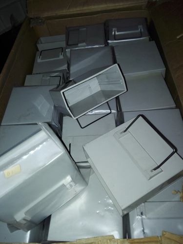 Imagen 8 de 9 de Gabinetes Plasticos Para Electronica