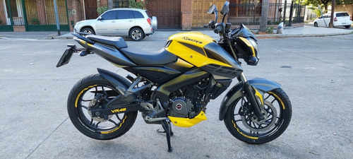 Imagen 2 de 24 de Bajaj Rouser Ns200 Fi Impecable, Sin Golpes, Sin Caídas