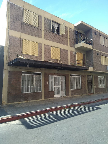 Imagen 1 de 18 de Local Comercial - Bº Centro- Excelente Ubicacion!!