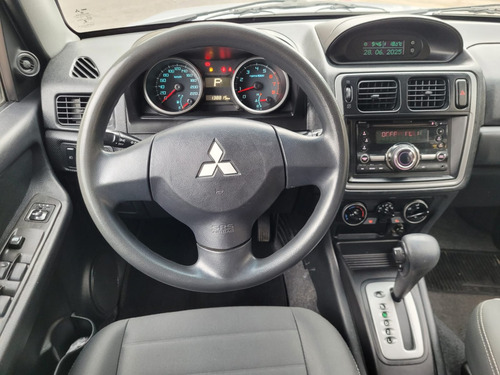 Mitsubishi Pajero TR4 2.0 4X2 16V 140CV FLEX 4P AUTOMÁTICO