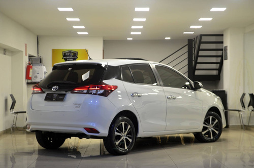 Imagem 2 de 15 de Toyota Yaris 1.5 16v Flex Xls Connect Multidrive