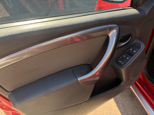 Renault Duster 2.0 4x2 Luxe Nav 138cv