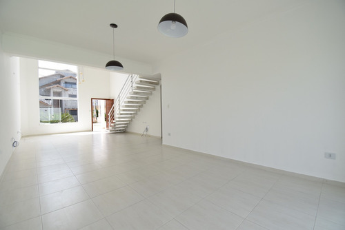 Imagem 4 de 14 de Casa Para Locação Definitiva Em Condomínio Fechado.