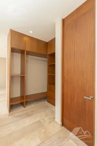 Casa En Venta En Playa Del Carmen Valenia