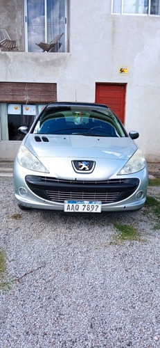 Peugeot 207 2011 1.4 Quiksilver 75cv