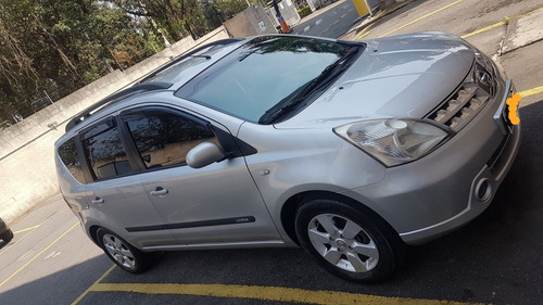 Nissan Livina Sl 1.8 Automática Top De Linha