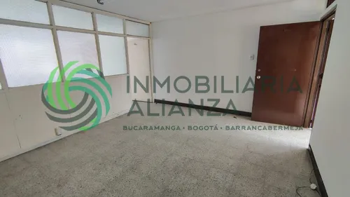 Oficina En Arriendo En Centro. Cod A7605