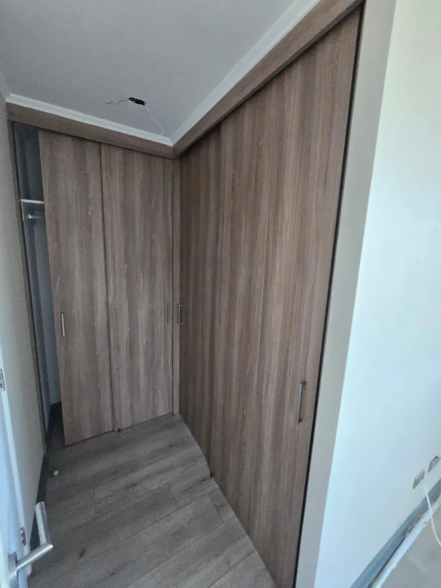 Imagen 3 de 13 de Departamento De Dos Dormitorios Y Dos Baños En Villa Alemana