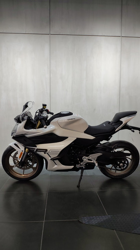 Motocicleta Cfmoto 450 Srs Mod. 2025