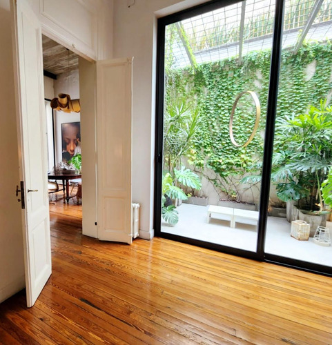 Exclusiva Residencia En San Telmo Con Local Comercial
